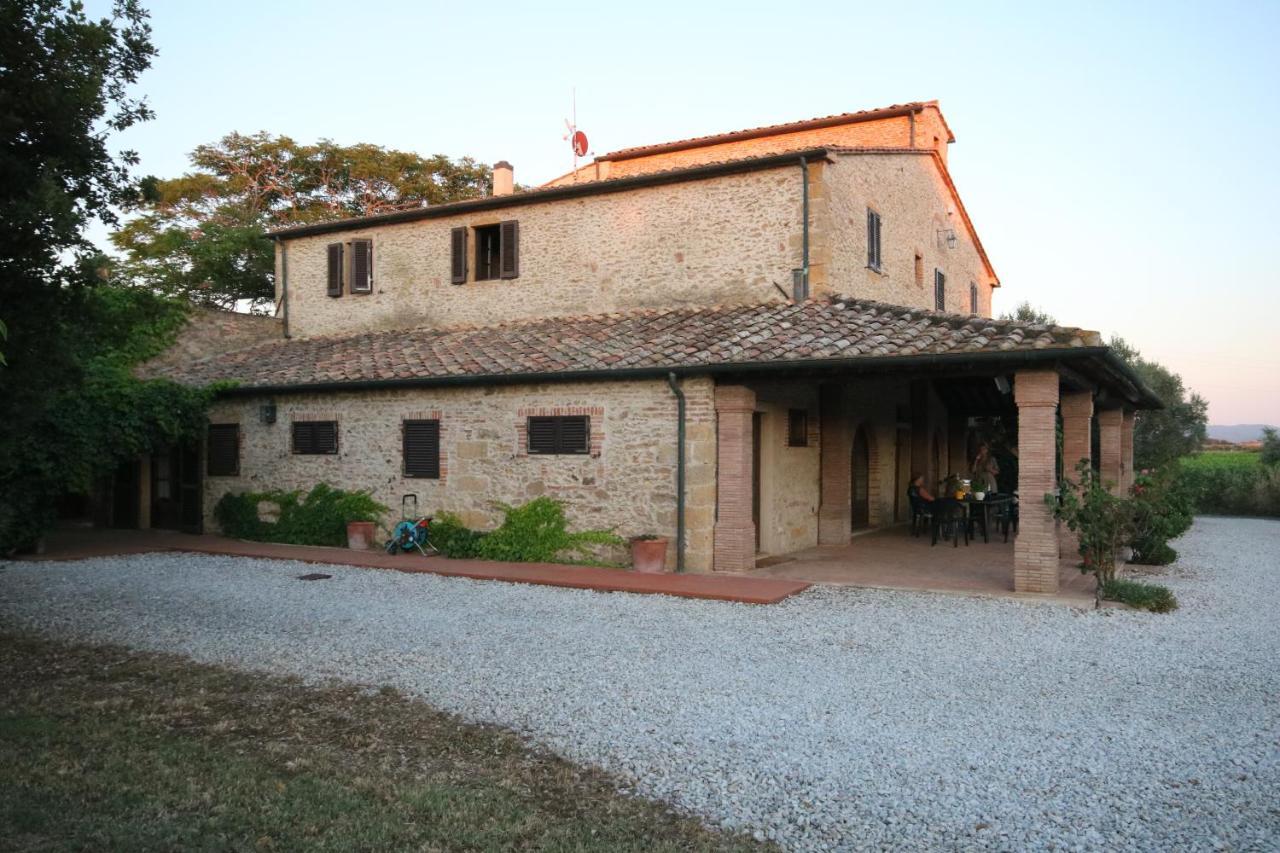 Podere Campo Alle Serpi Бибона Екстериор снимка